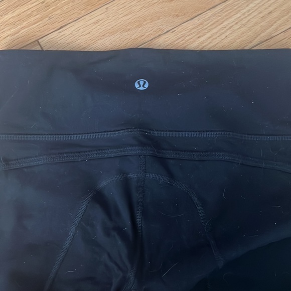 Lululemon leggings 3/4 length - Picture 3 of 3
